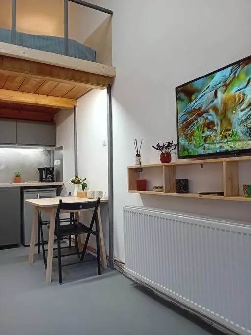 Image 5 of Ferdinand Art Studio