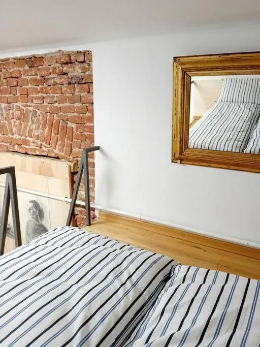 Image 3 of Ferdinand Art Studio