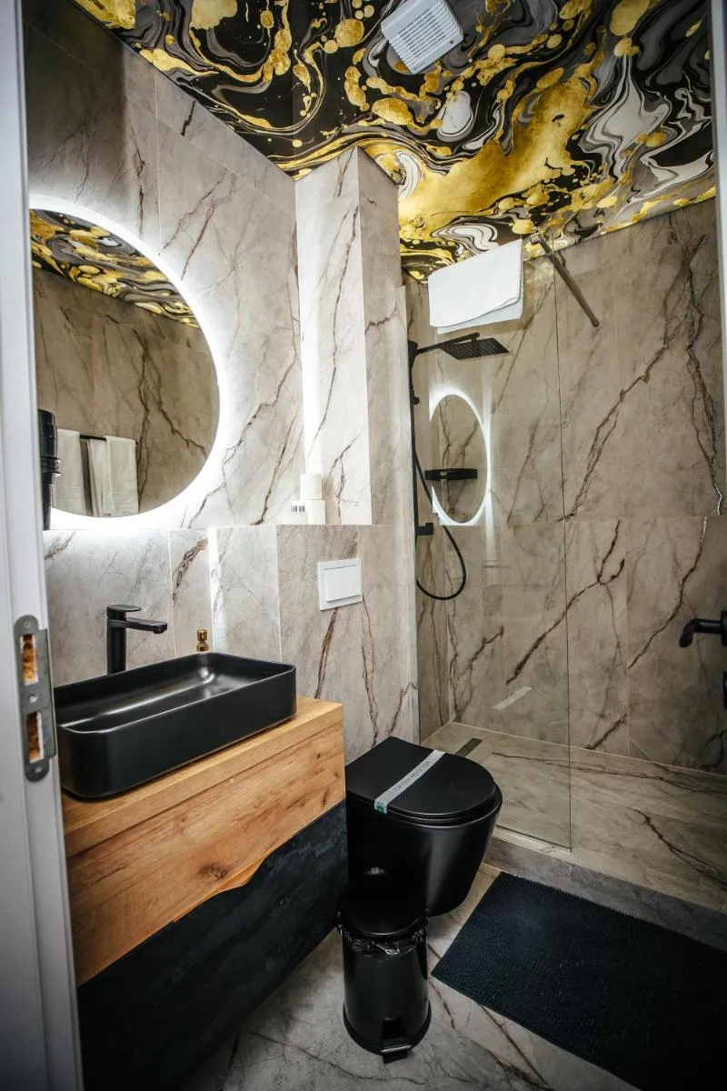 Image 3 of Fit Residence II