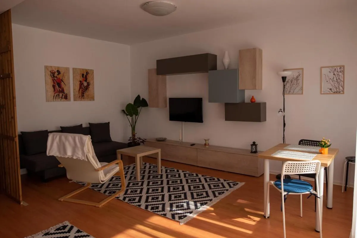 Image 4 of Flower Inn – apartament 1