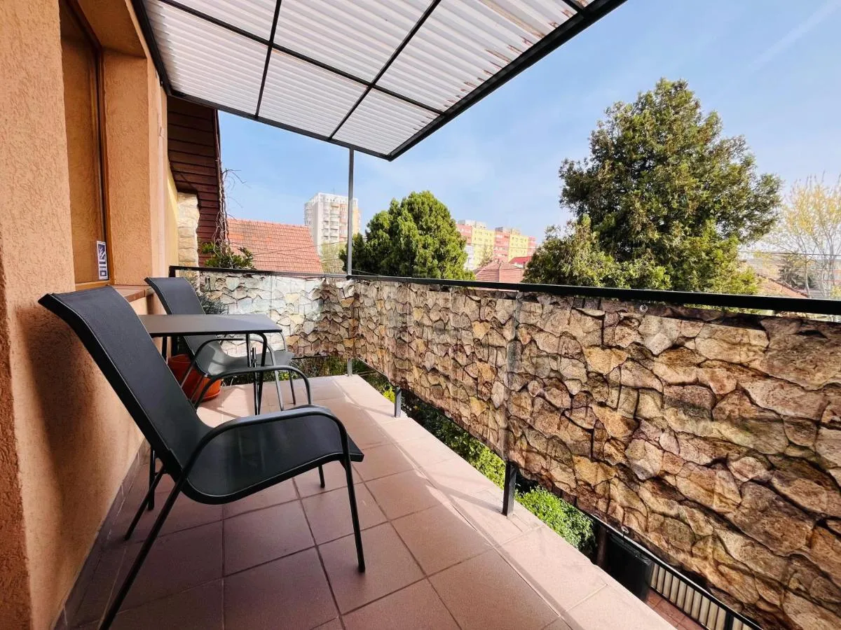 Image 2 of Flower Inn – apartament 3