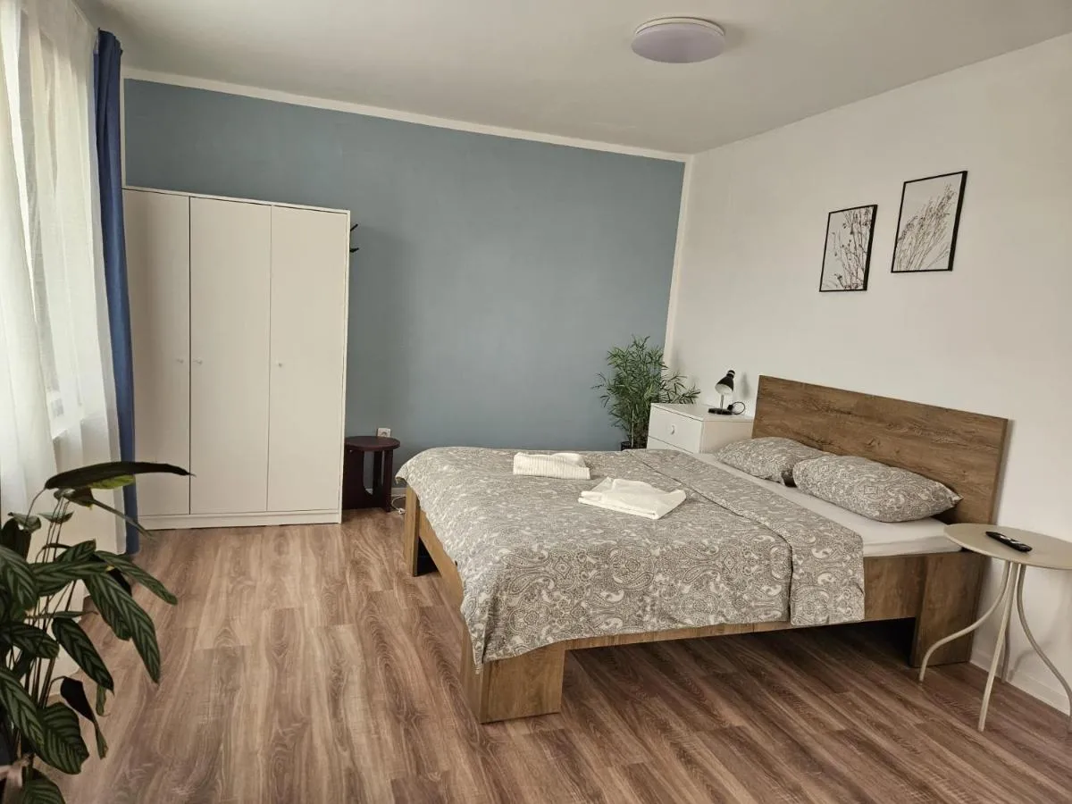 Image 1 of Flower Inn – apartament 4