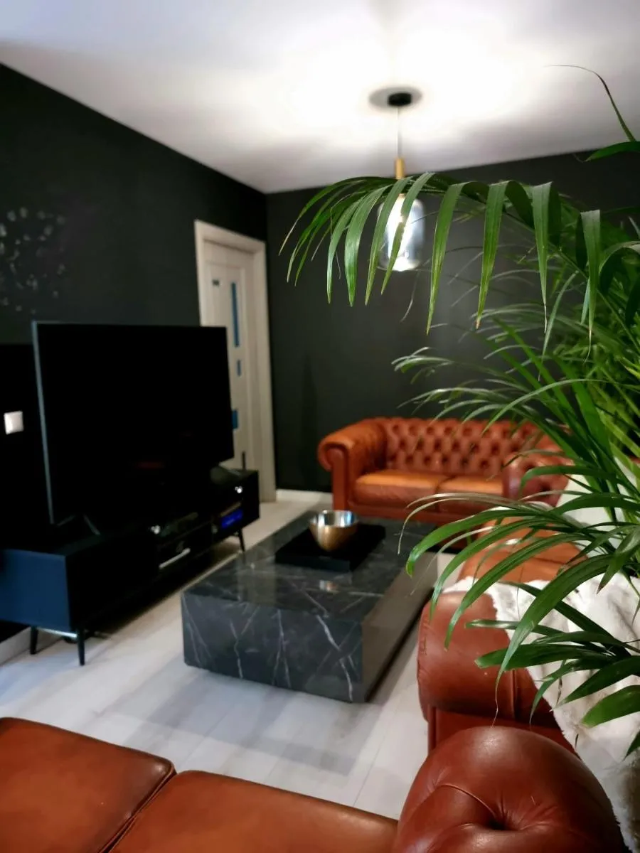 Image 4 of GLAMOUR Style Apartment