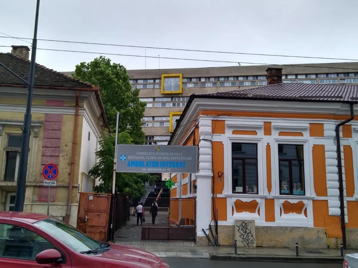 Image 2 of Garsoniera in centru