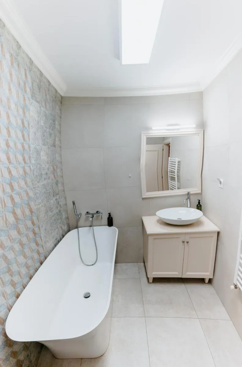 Image 6 of Grigorescu Residence