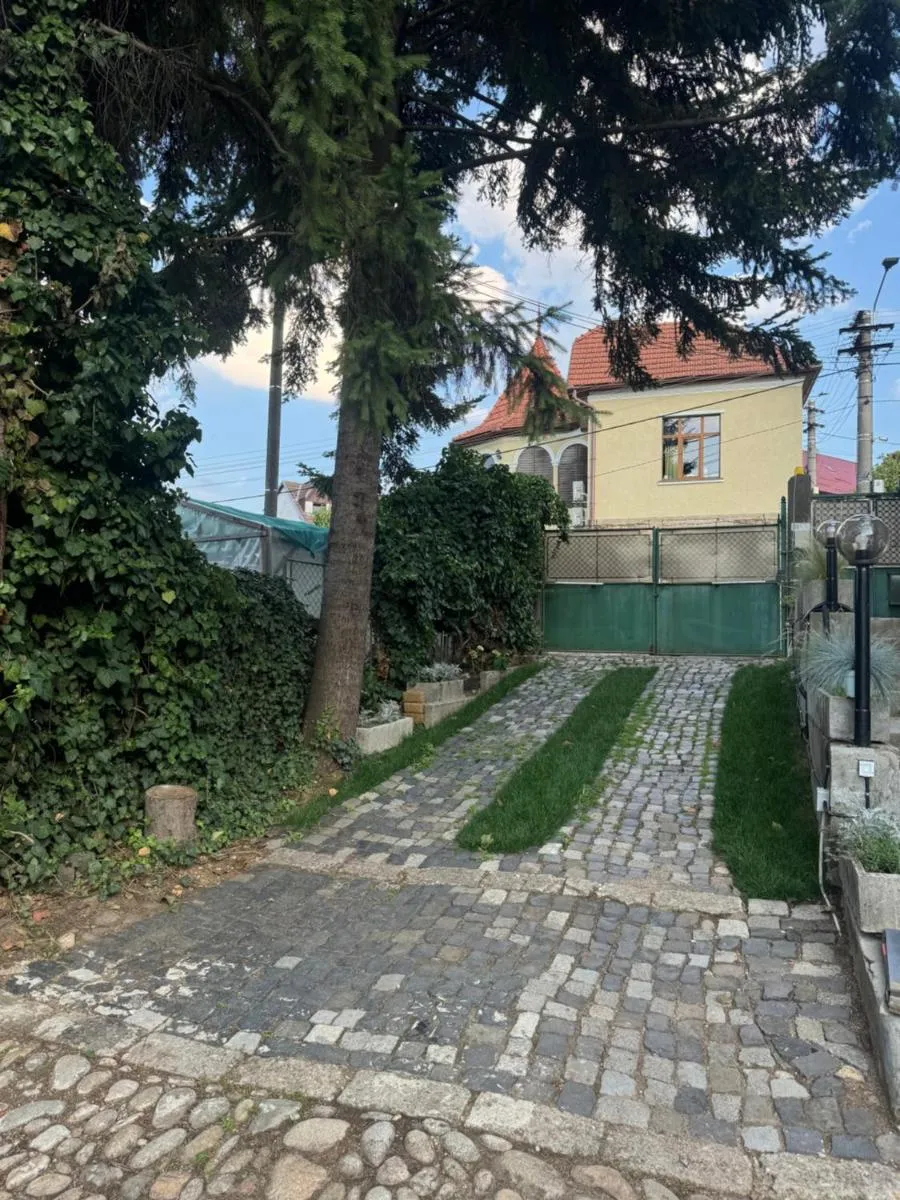 Image 1 of Gruia Garden Apartments