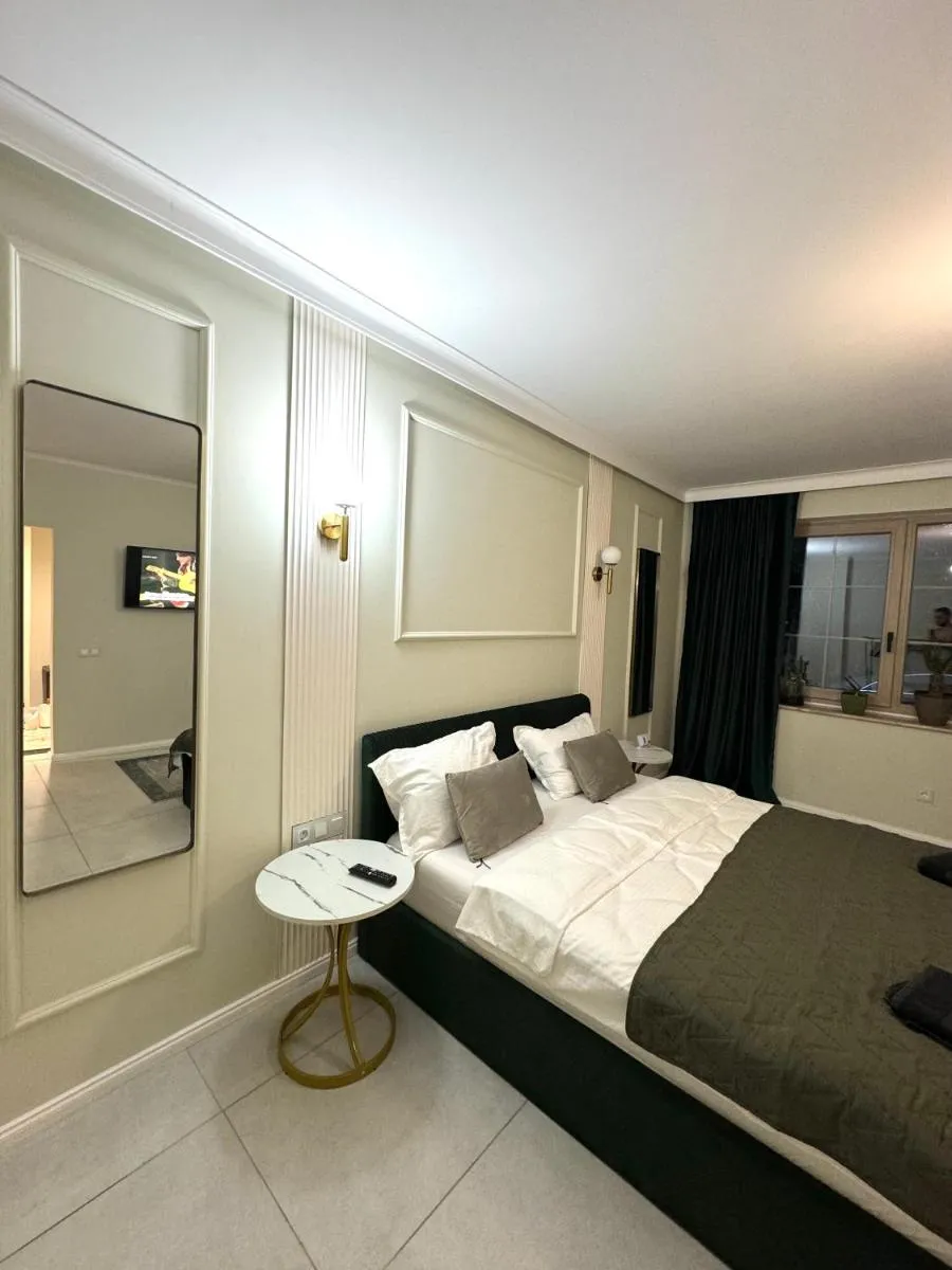 Image 4 of Gruia Garden Apartments