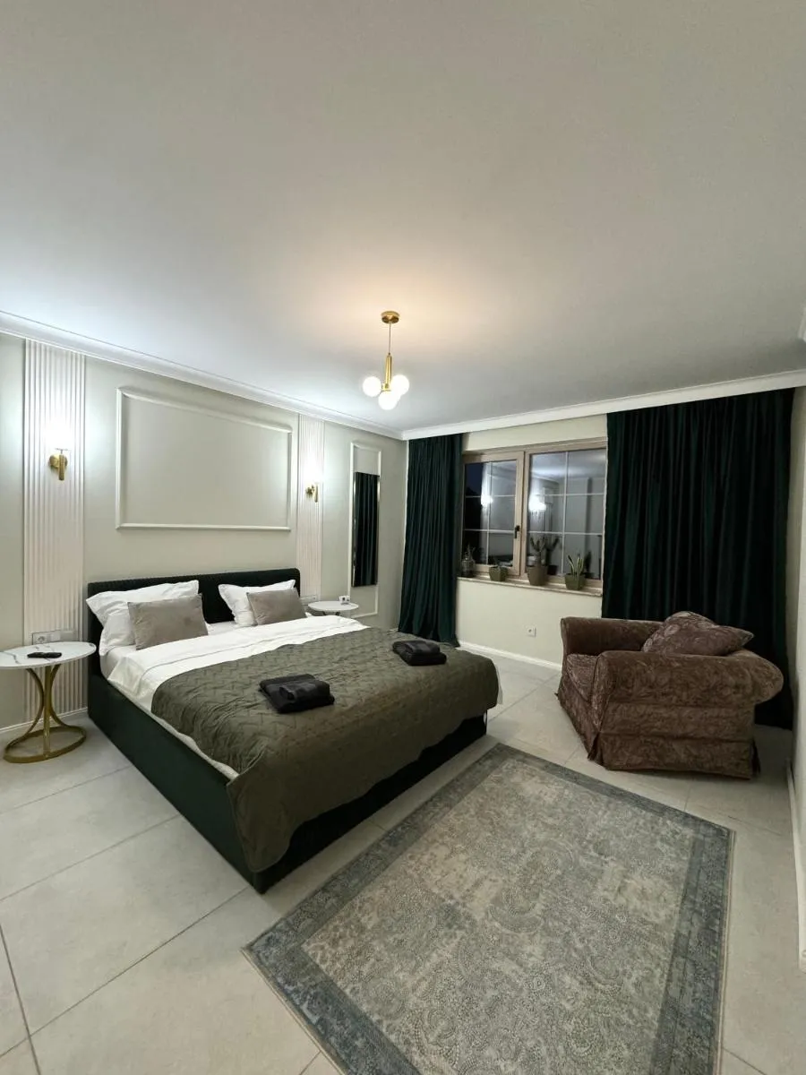 Image 3 of Gruia Garden Apartments