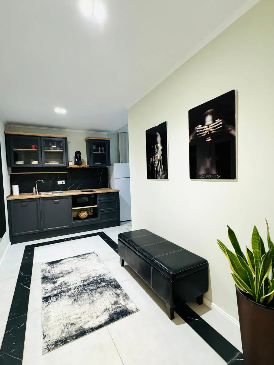 Image 5 of Gruia Garden Apartments