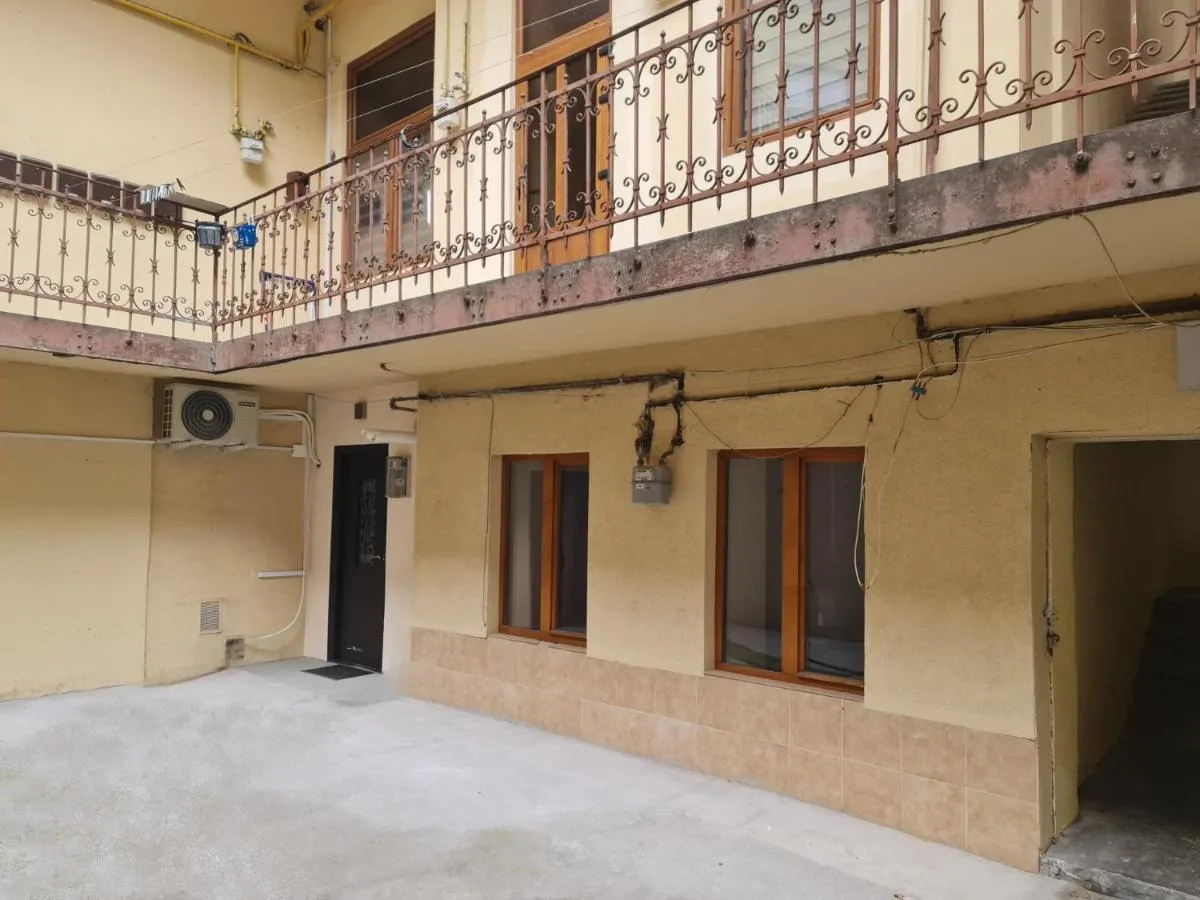 Image 2 of Historical ultracentral apartment