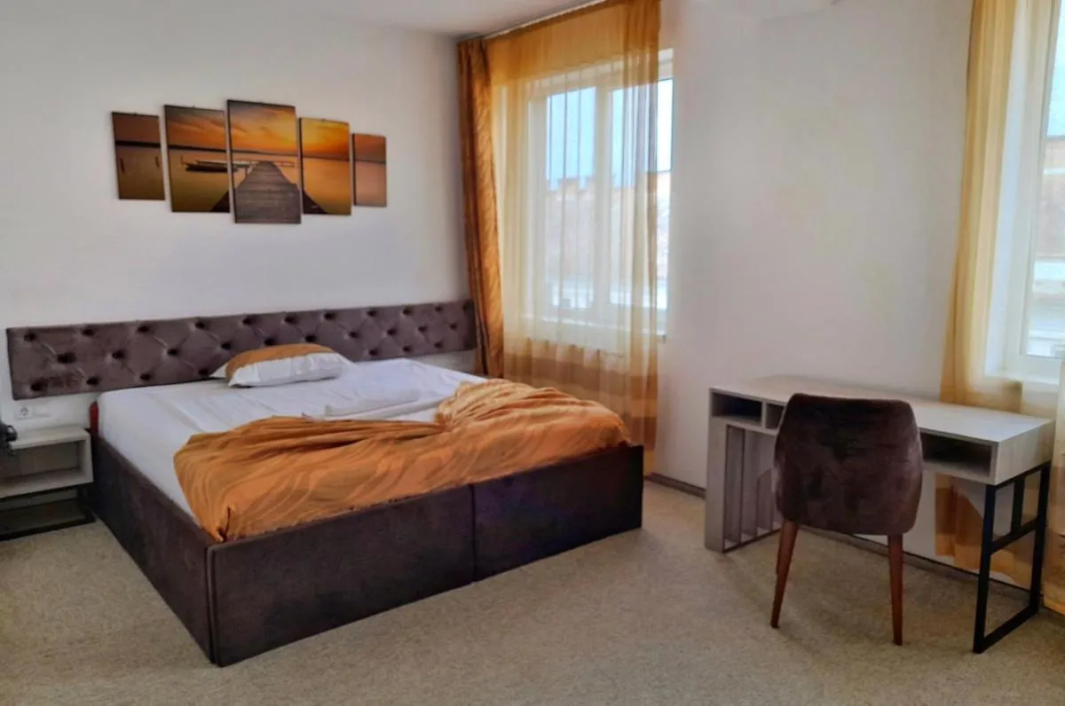 Image 1 of Hotel Alexis
