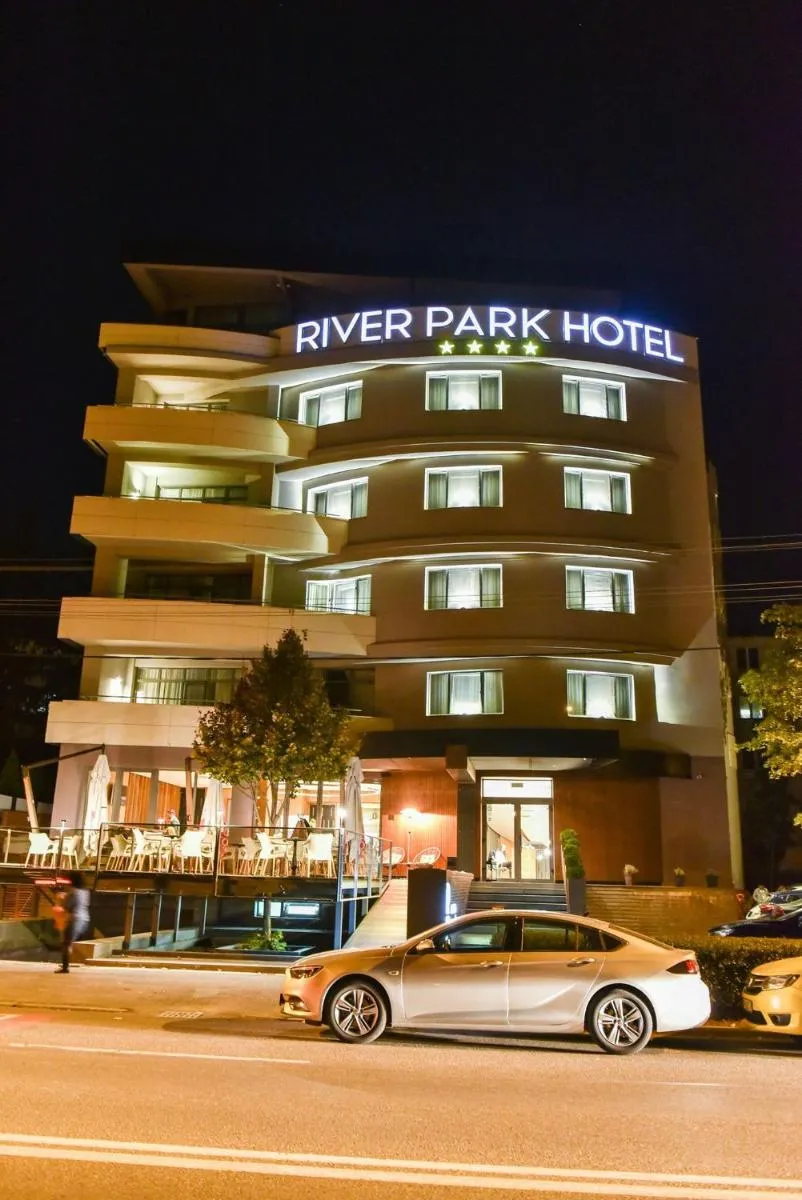 Image 3 of Hotel River Park