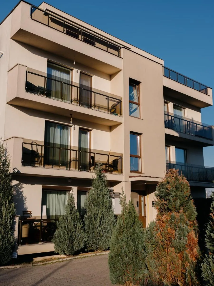 Image 3 of Ionesco Apartments