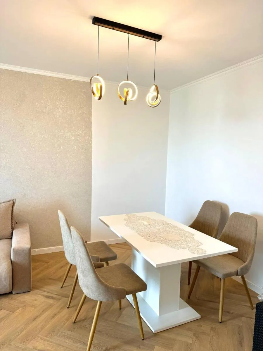 Image 4 of Lake View Luxury Apartament