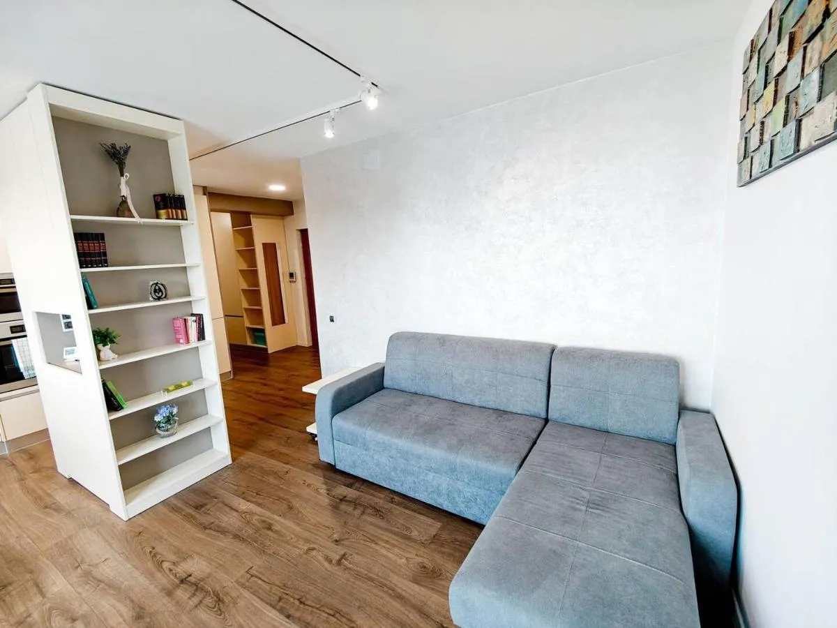 Image 4 of Lakeside Apartment By Iulius Mall