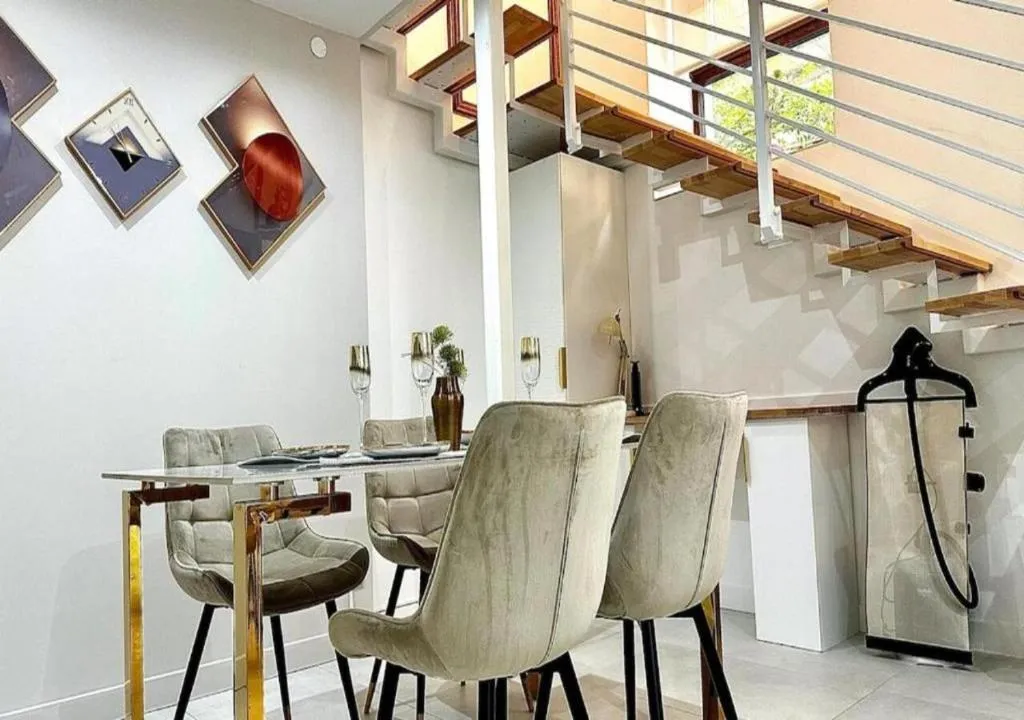 Image of Loft 37 – Luxe Garden Stay