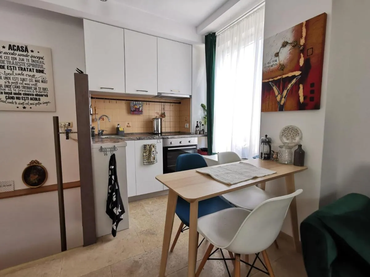 Image 6 of Lovely 1-bedroom apartment close to the centre