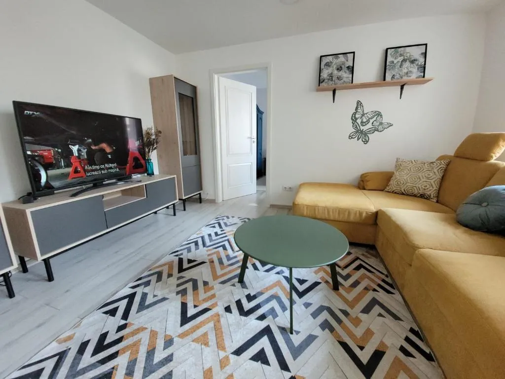 Image of Lovely Apartment Near City Center (w/ Parking)