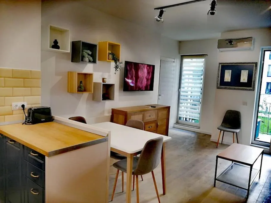 Image of Luxury 1-bedroom free parking