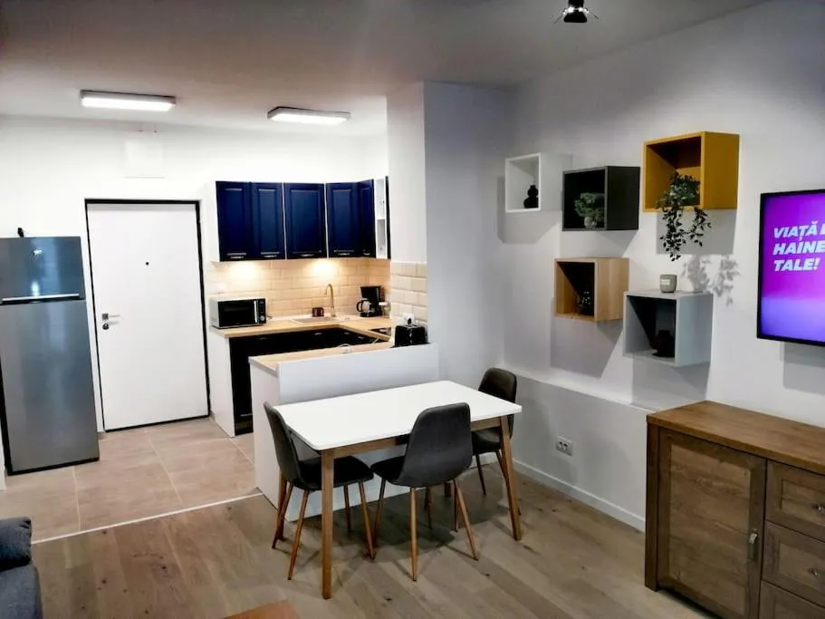 Image 6 of Luxury 1-bedroom free parking