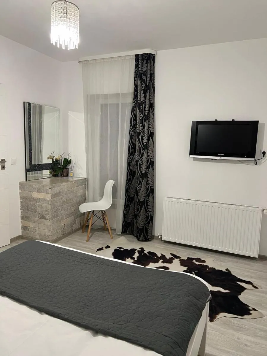 Image 4 of Luxus Cluj Airport Apartments