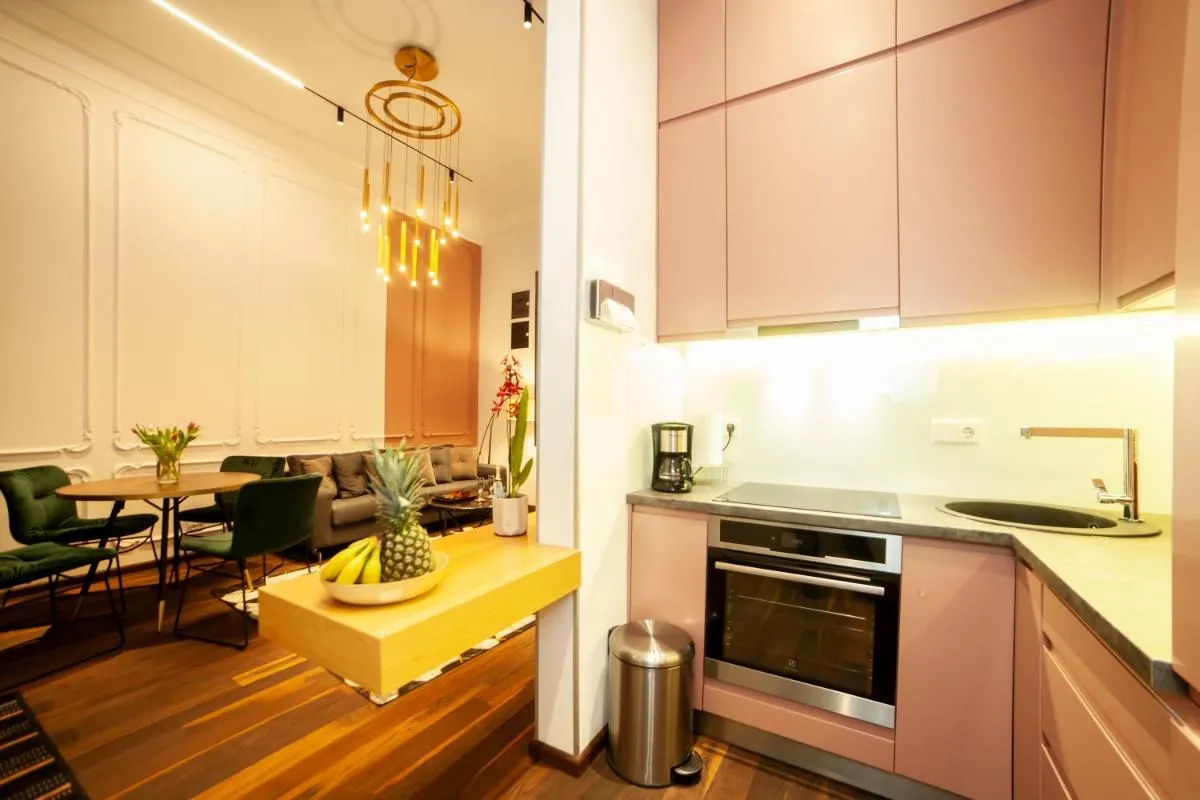 Image 3 of Matei Corvin Deluxe Apartment