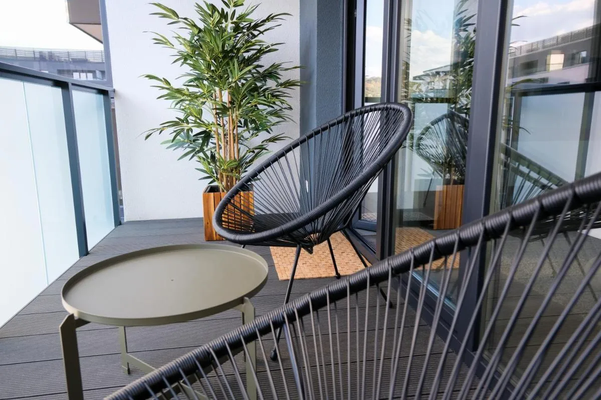 Image 2 of Modern 2-Room Apartment, Free Underground Parking