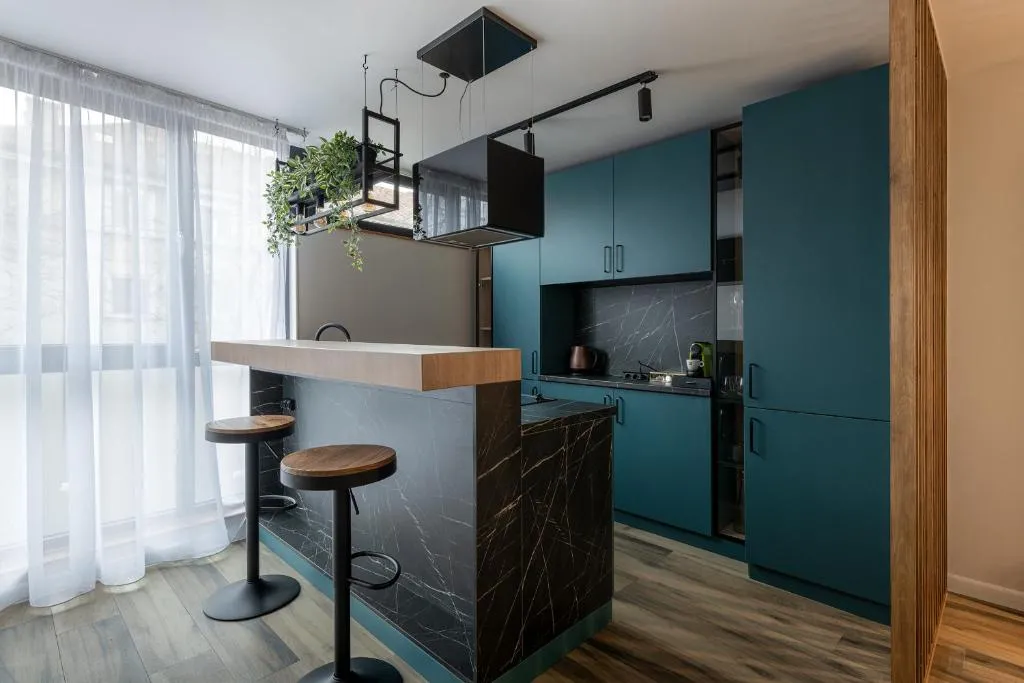 Image of Moon Apartments