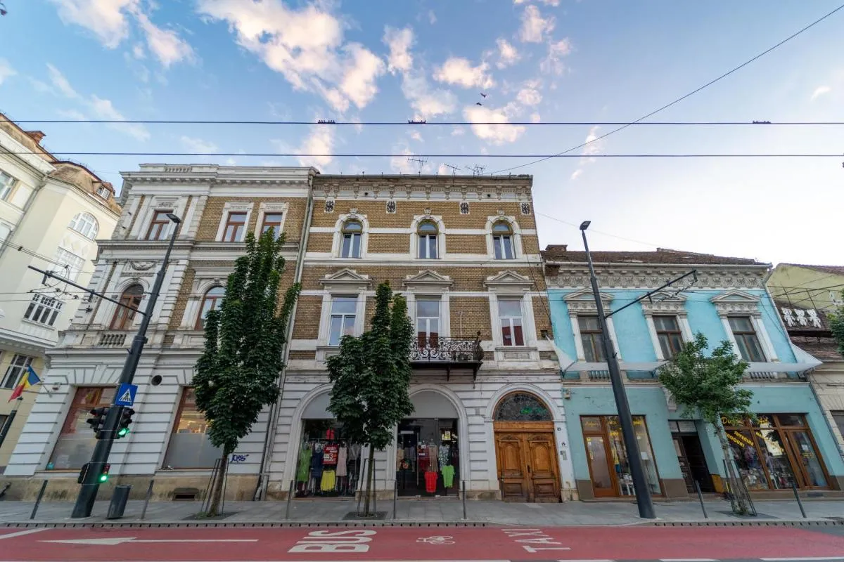 Image 5 of Noble 5 star House in Unirii plaza
