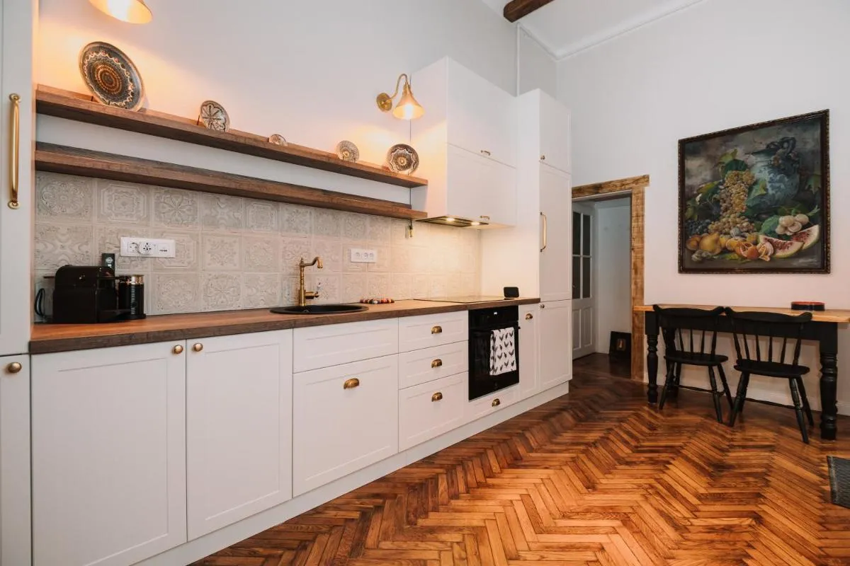 Image 3 of Old Town Central Apartment