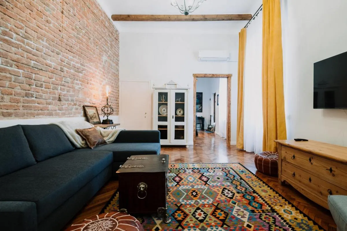 Image 4 of Old Town Central Apartment