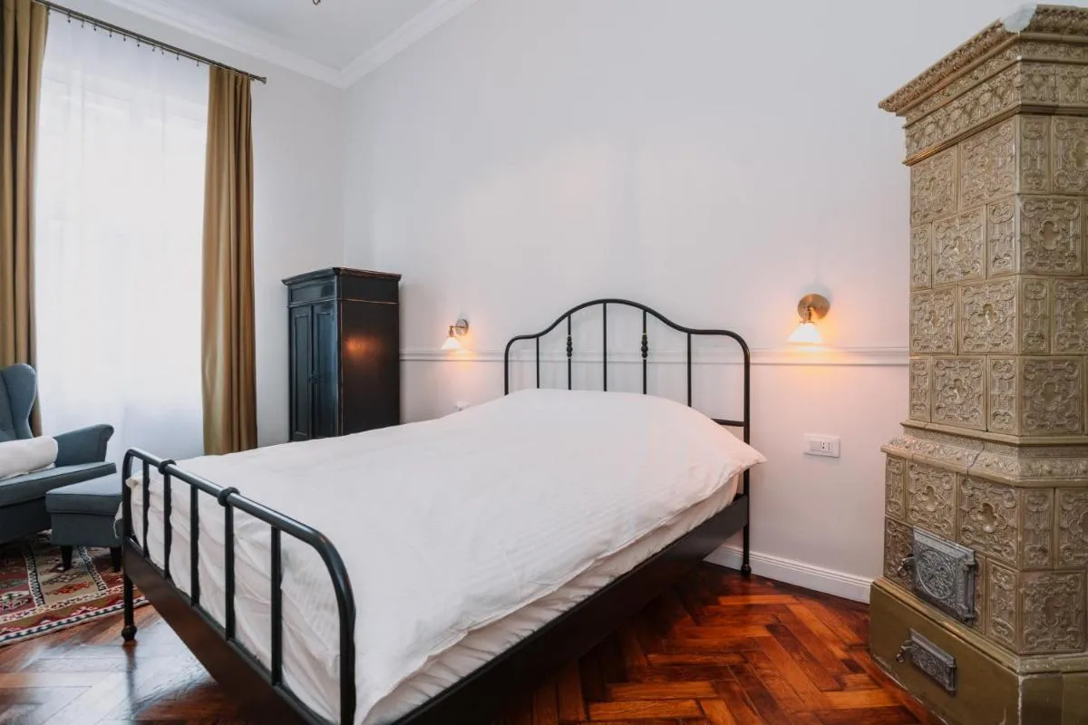 Image 1 of Old Town Central Apartment