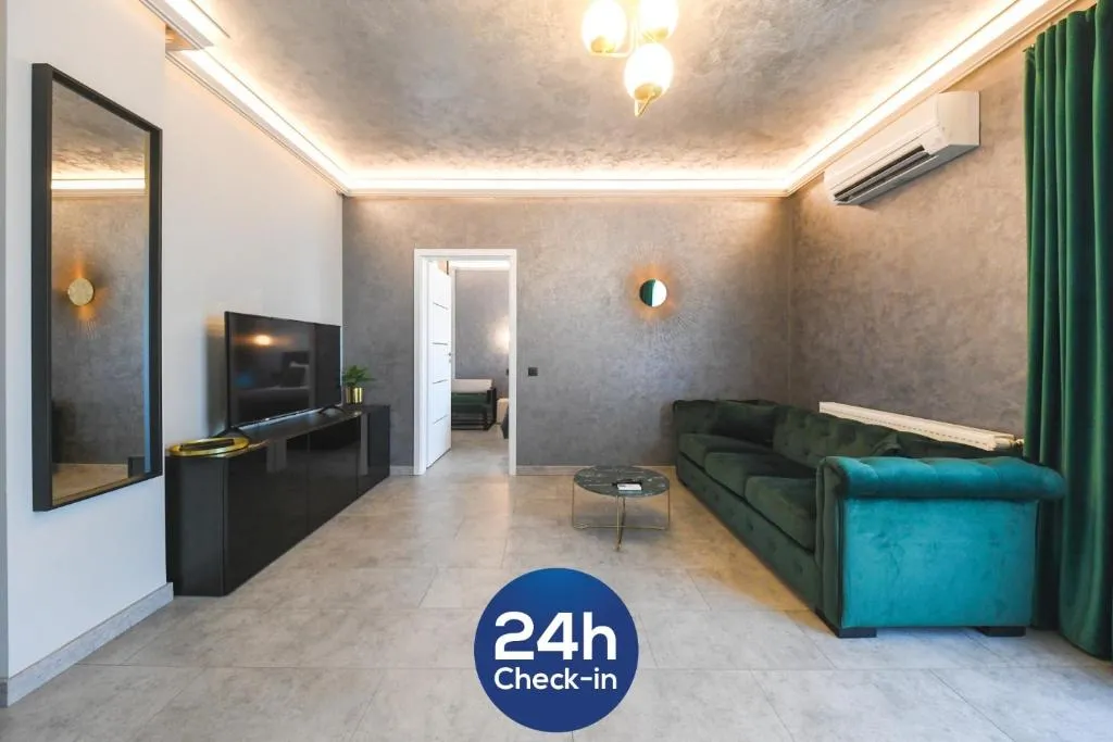 Image of Panoramic Apartment with Terrace