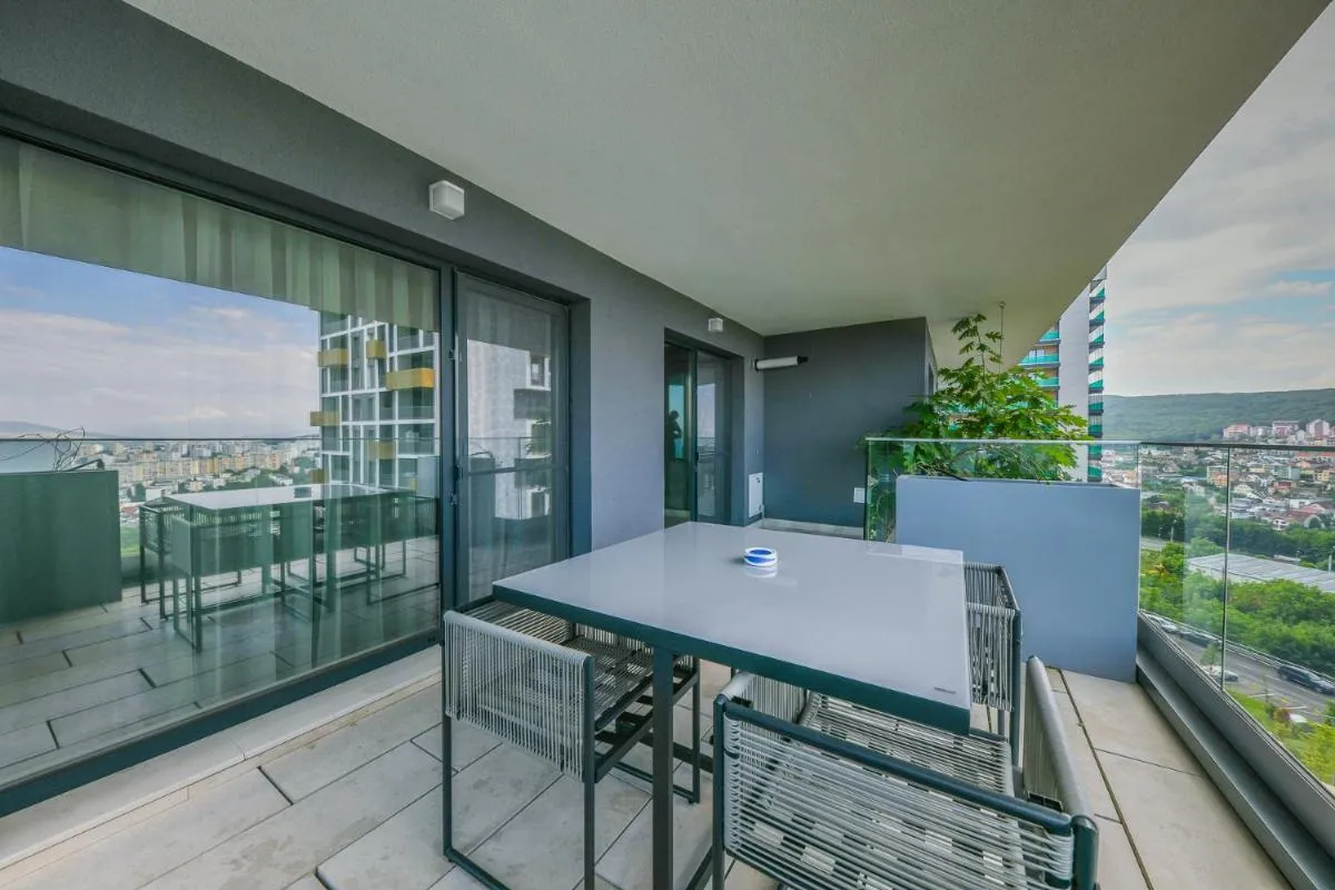 Image 4 of Panoramic Sunset View Apartment