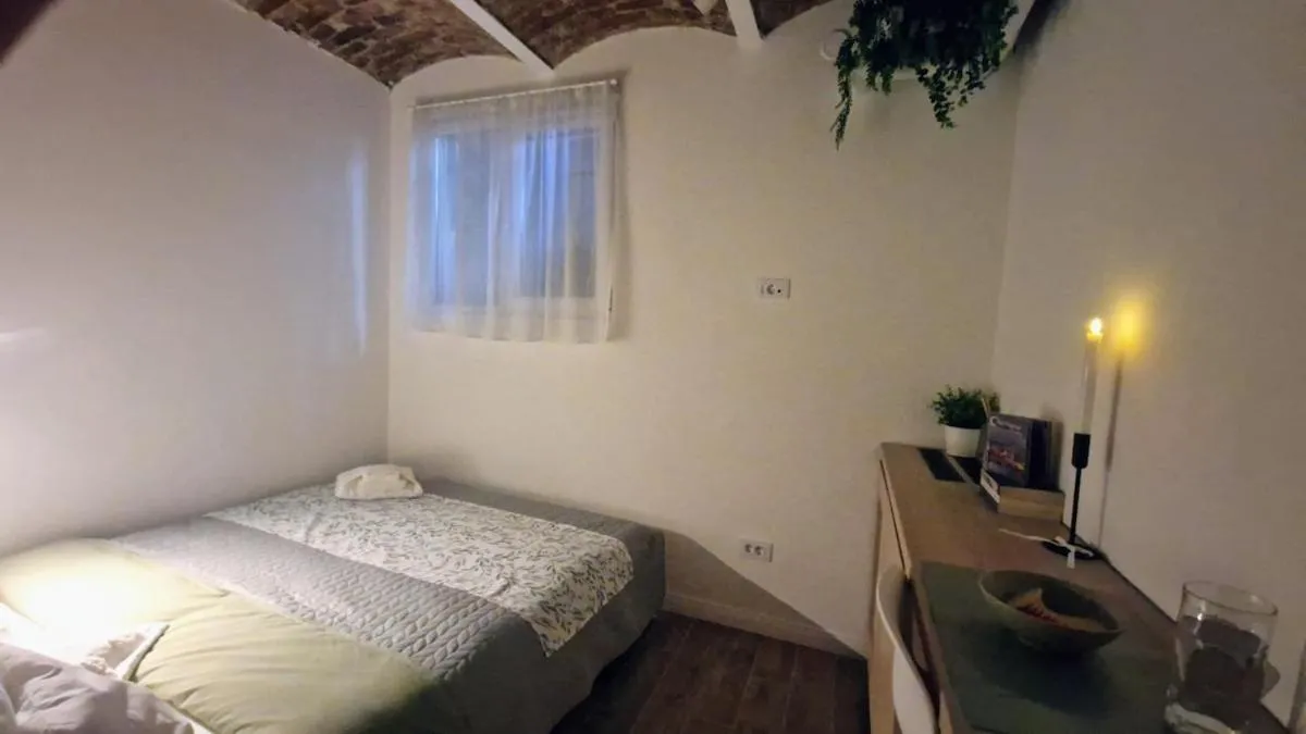 Image 2 of Petit Central Studio