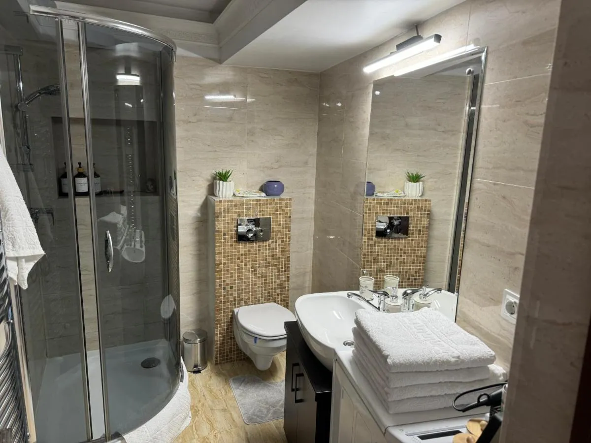 Image 1 of Pretty Luxury Apartament’s