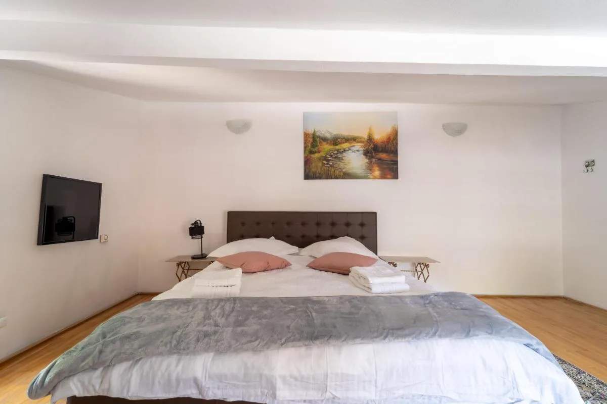 Image 5 of Private villa in the historic center