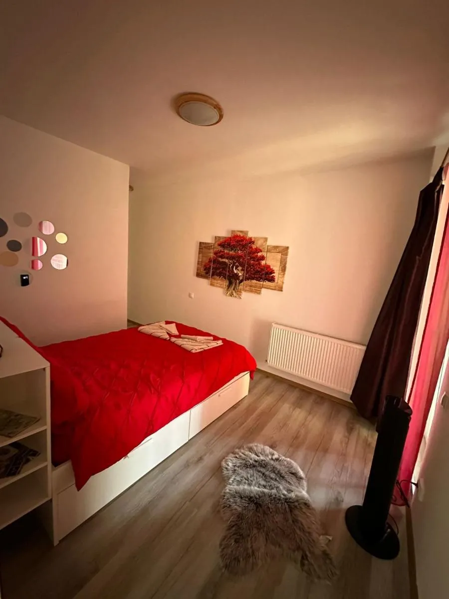 Image 2 of Red Corner Central Apartment