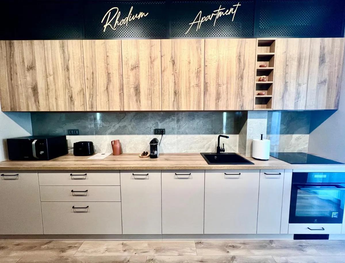 Image 2 of Rhodium Apartment