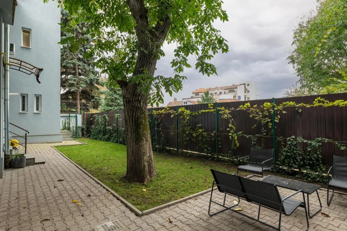 Image 5 of Royal 5* mansion near central square