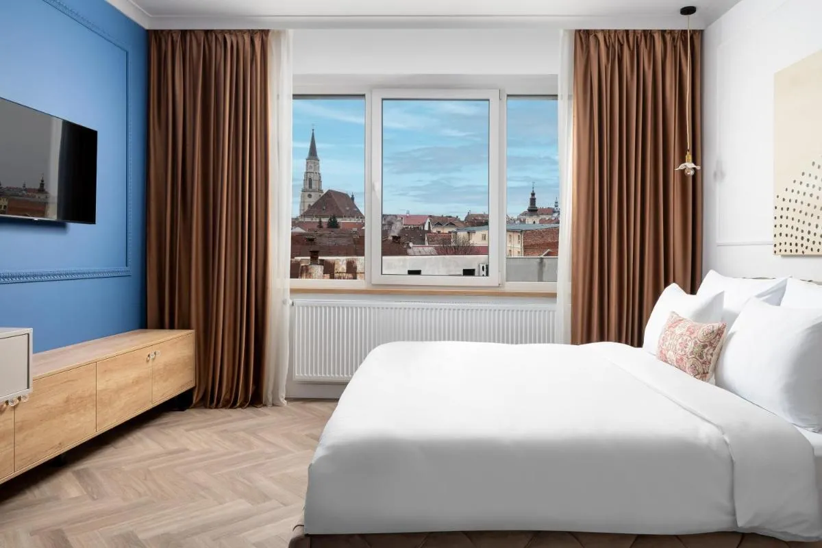 Image 1 of Siesta Boutique Smart Suites