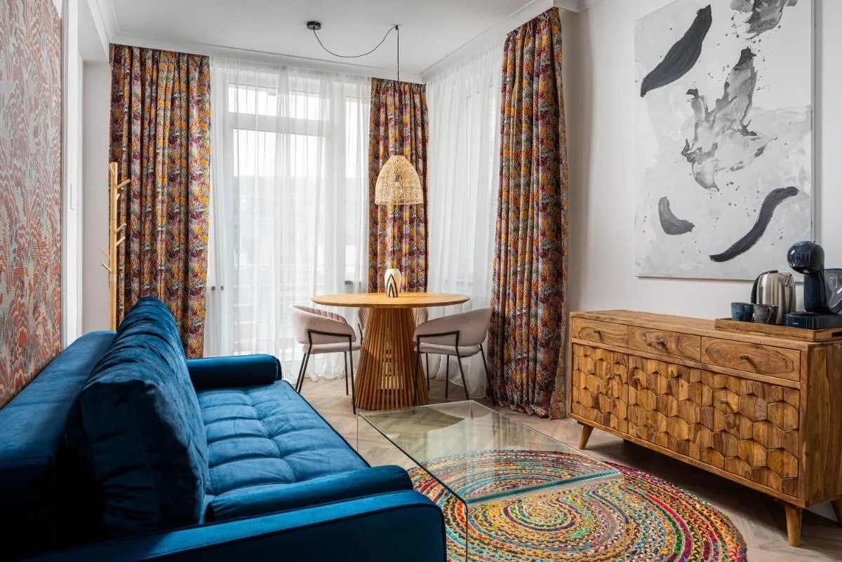Image 3 of Siesta Boutique Smart Suites
