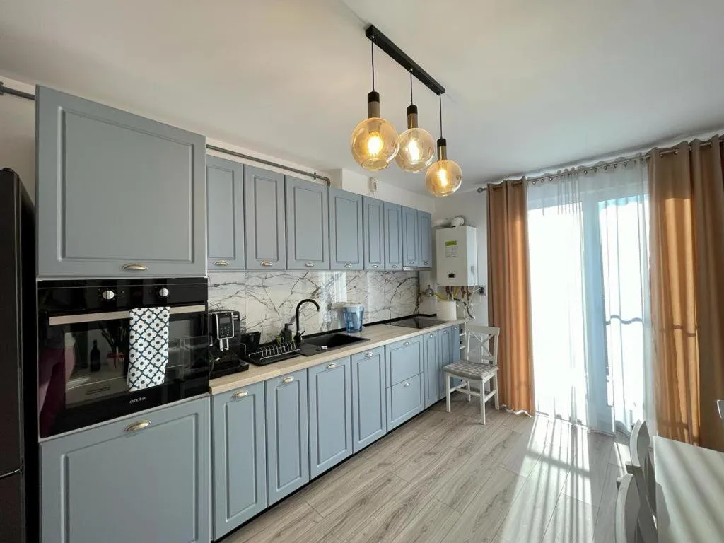 Image 2 of Skyway Apartment