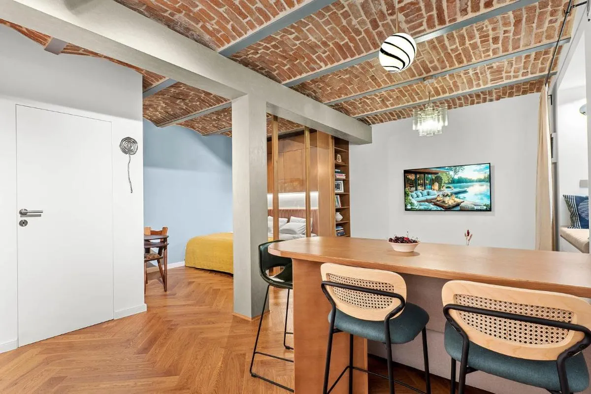 Image 2 of Studio Elegant și Boem – Centru