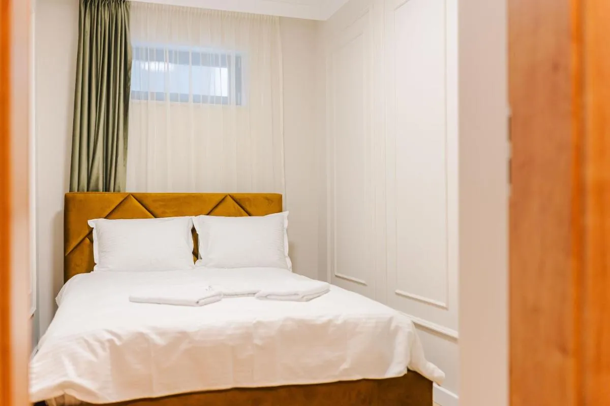 Image 3 of Stylish Stay – Workspace & Netflix Included