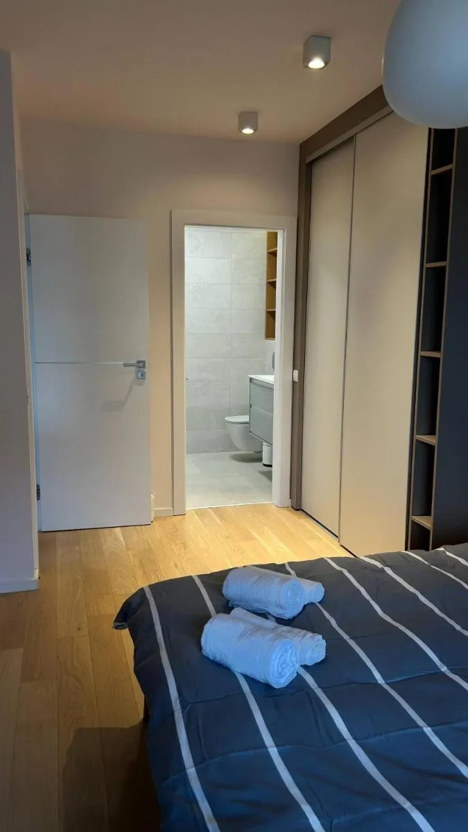 Image 3 of The Comfy Nest – Parking, King Size Bed, Smart Tv