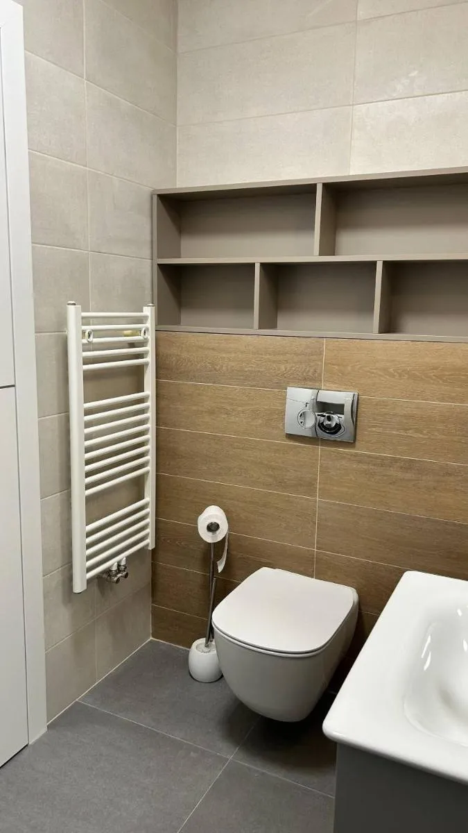 Image 6 of The Comfy Nest – Parking, King Size Bed, Smart Tv
