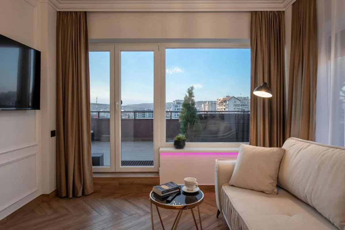 Image 5 of The Episode – Jacuzzi Penthouses
