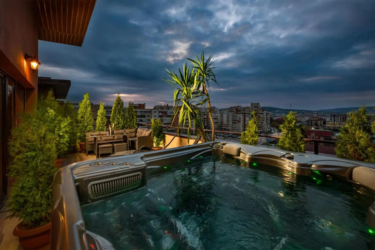 Image 3 of The Episode – Jacuzzi Penthouses
