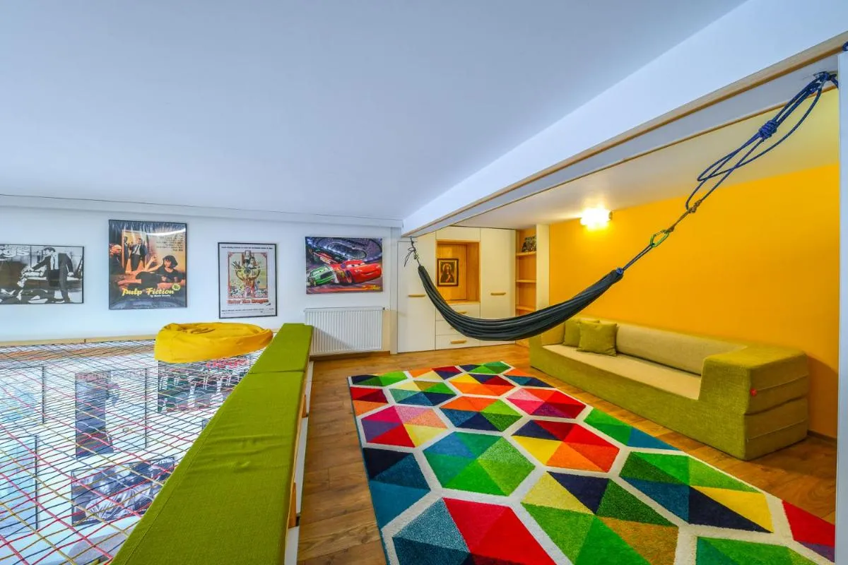 Image 3 of The Movie Apartment